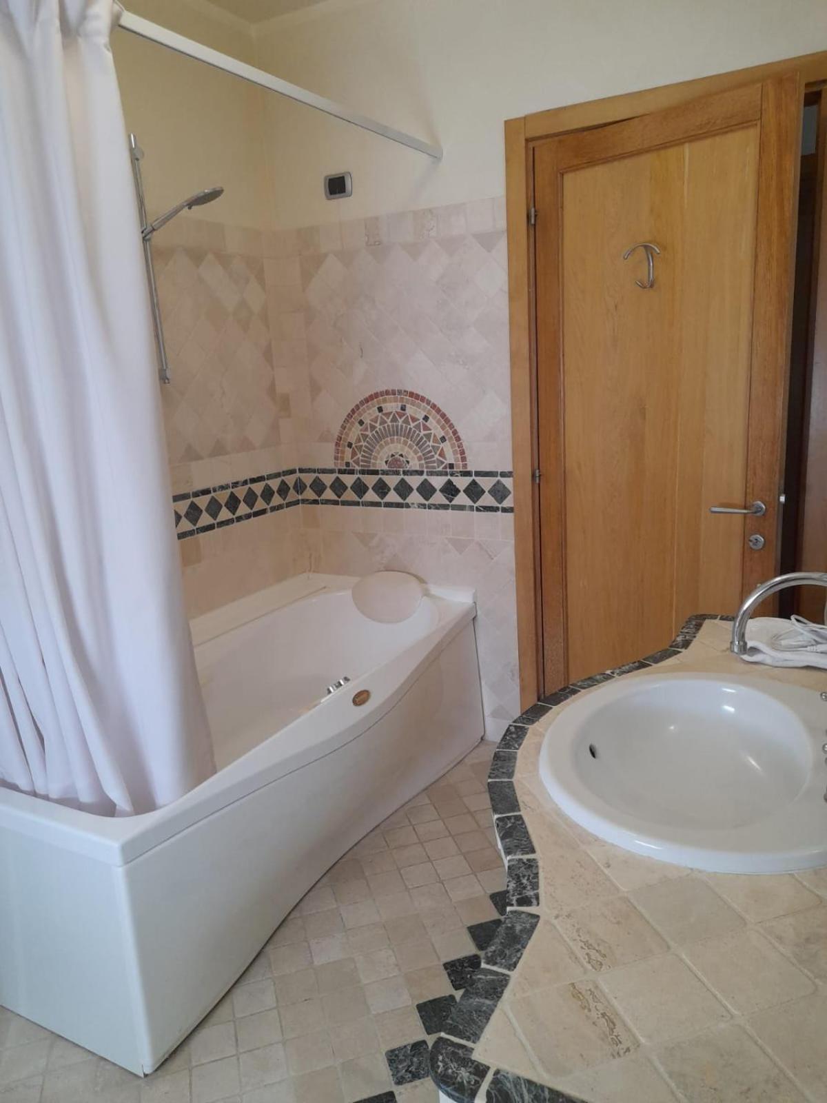 Casa Palombara - Baschi Apartment Ngoại thất bức ảnh